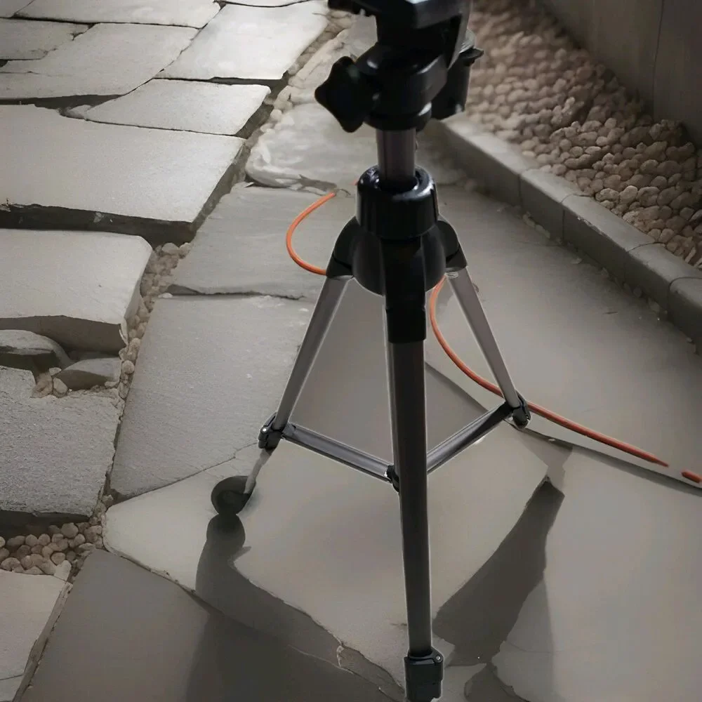 Gfm 52.12 Photo And Video Tripod Lightweight To A Pinhead Elevator Rubber Feet